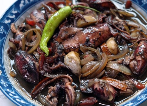 Adobong Pusit